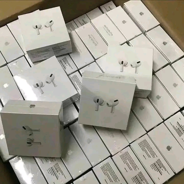 AirPods pallet AirPods pallet