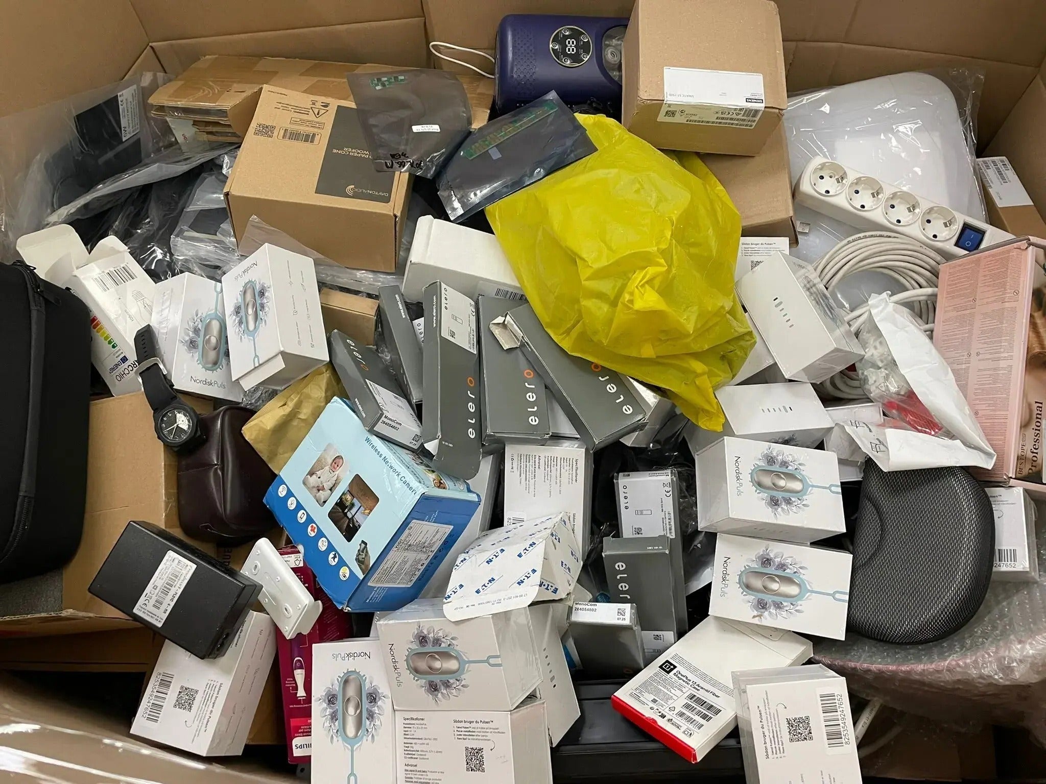 1767707960_cropped Electronics Liquidation Pallet — mixed condition