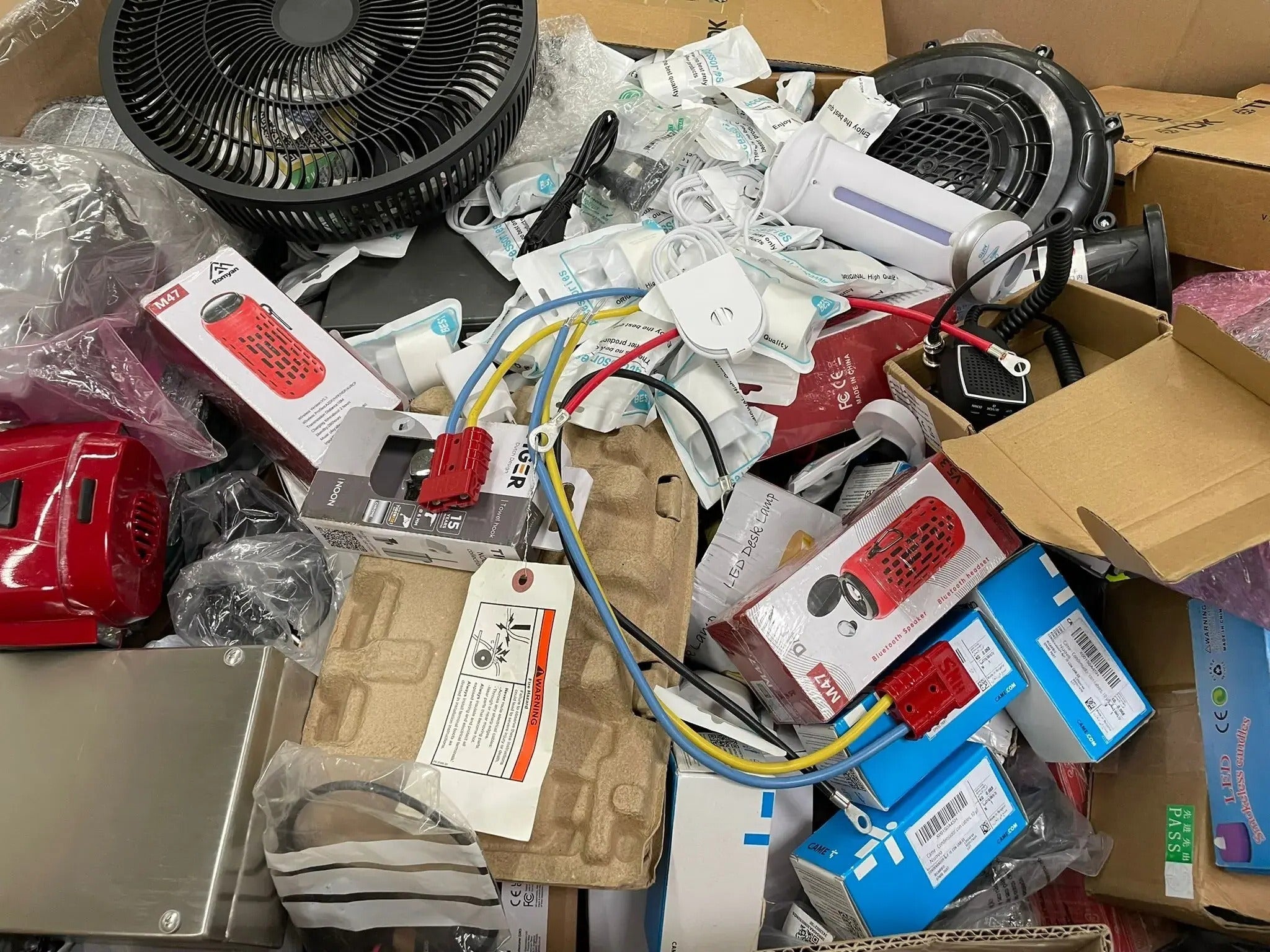1767708059_cropped Electronics Liquidation Pallet — Lot 9 — liquidation pallet photo 2