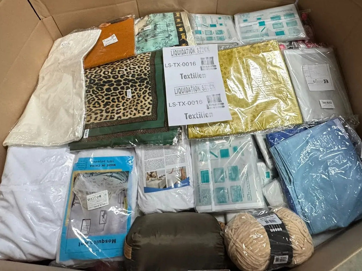 1776241784_cropped Pallet includes Textiles items (LS-TX-016) — liquidation pallet photo 3