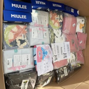 Pallet includes Textiles items (LS-TX-013) — liquidation pallet photo 2