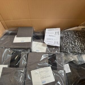 Pallet includes Textiles items (LS-TX-015) — liquidation pallet photo 3