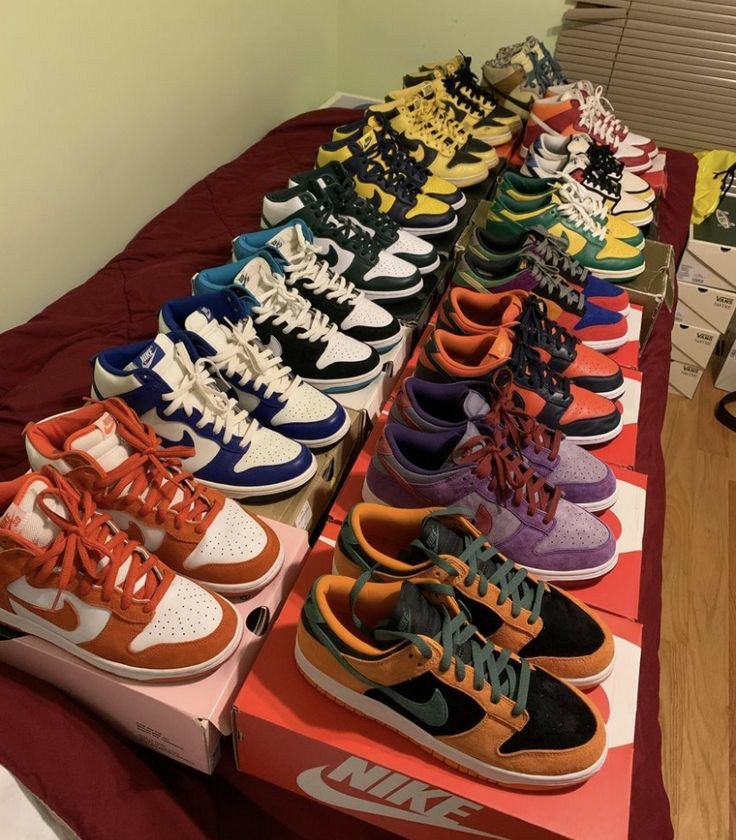 Buy-Authentic-Nike-Shoes1-1 Wholesale Nike Shoes (100 Pairs) Liquidation Pallet — liquidation pallet photo 2