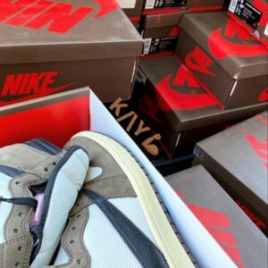 Wholesale Nike Shoes (100 Pairs) Liquidation Pallet — liquidation pallet photo 3