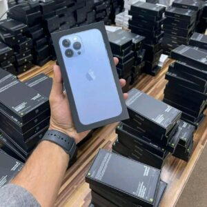 Wholesale iPhone Liquidation (15 Phones) Liquidation Pallet — liquidation pallet photo 4