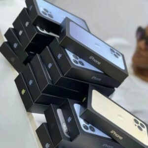 Wholesale iPhone Liquidation (15 Phones) Liquidation Pallet — liquidation pallet photo 2