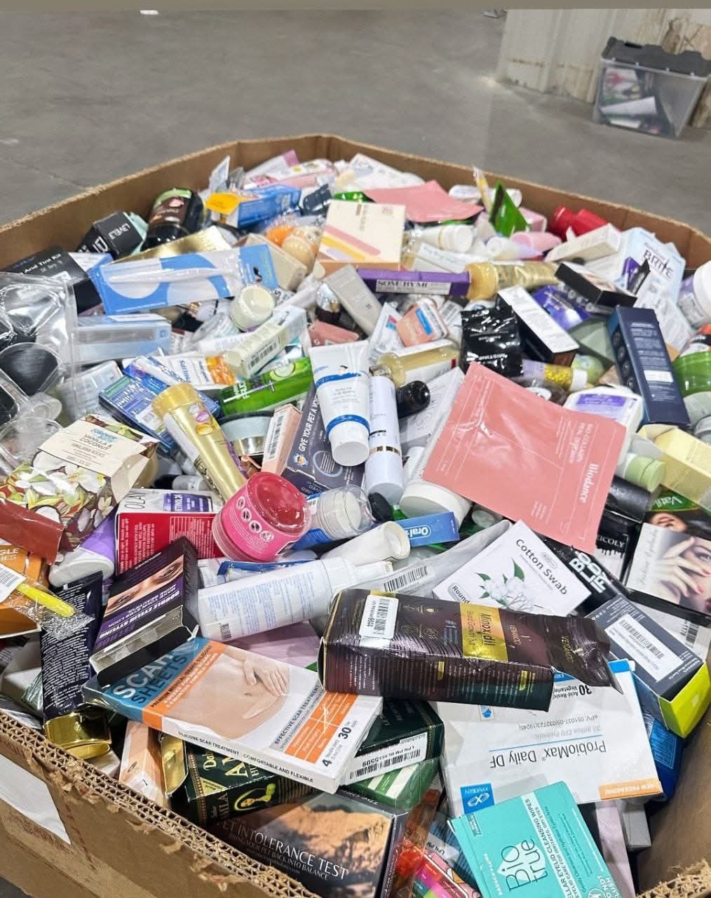 Cosmetic Liquidation Pallet Cosmetic Liquidation Pallet