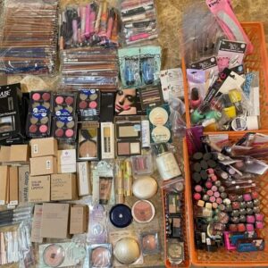 Wholesale Sephora Liquidation (200+ Beauty Products) Liquidation Pallet — liquidation pallet photo 3