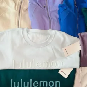 lululemon Liquidation Pallet — liquidation pallet photo 3