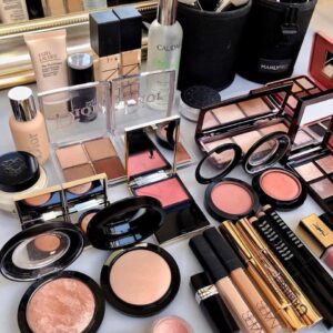 Makeup Liquidation Pallet — liquidation pallet photo 2