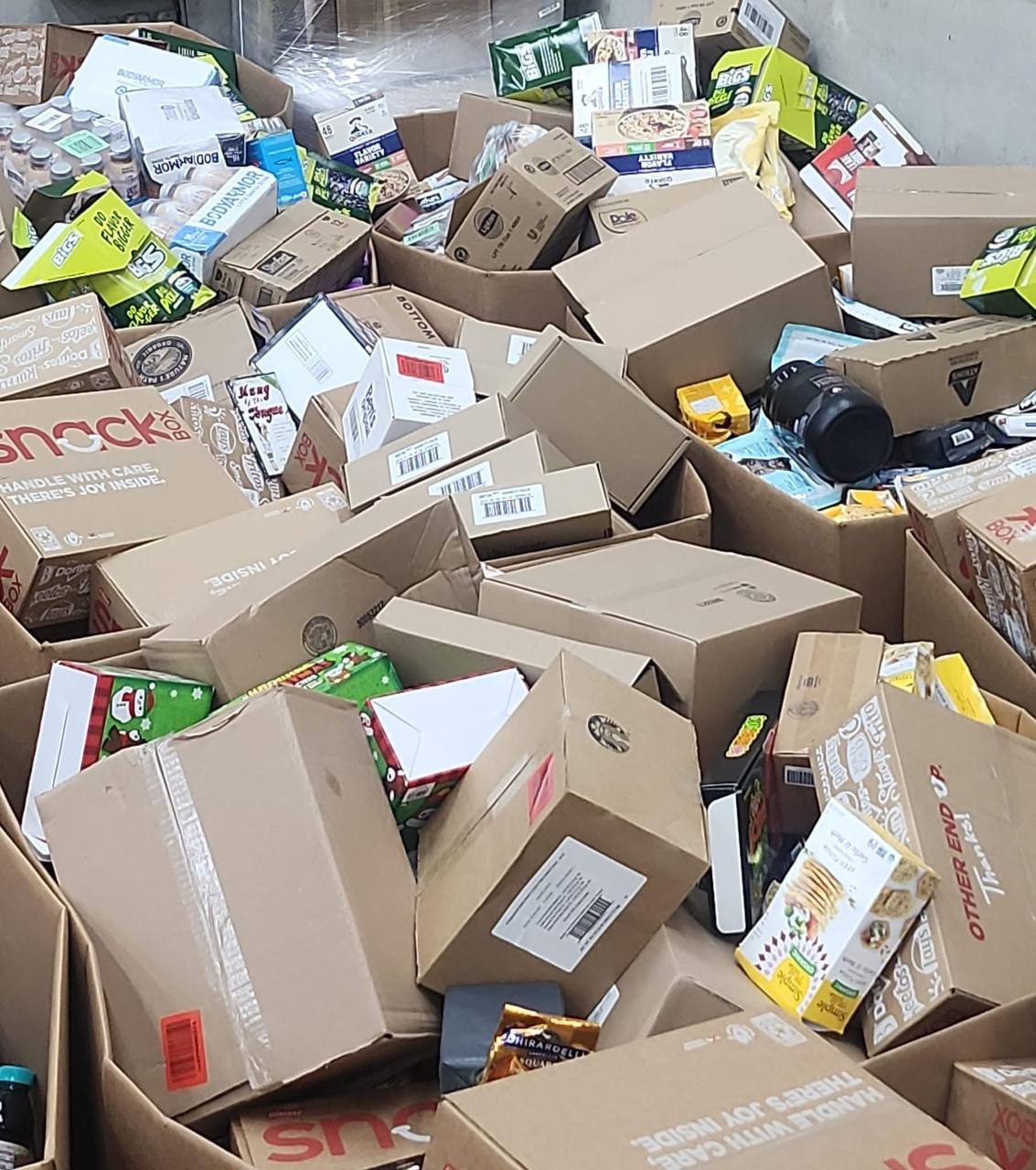 GROCERY Pallet GROCERY Pallet