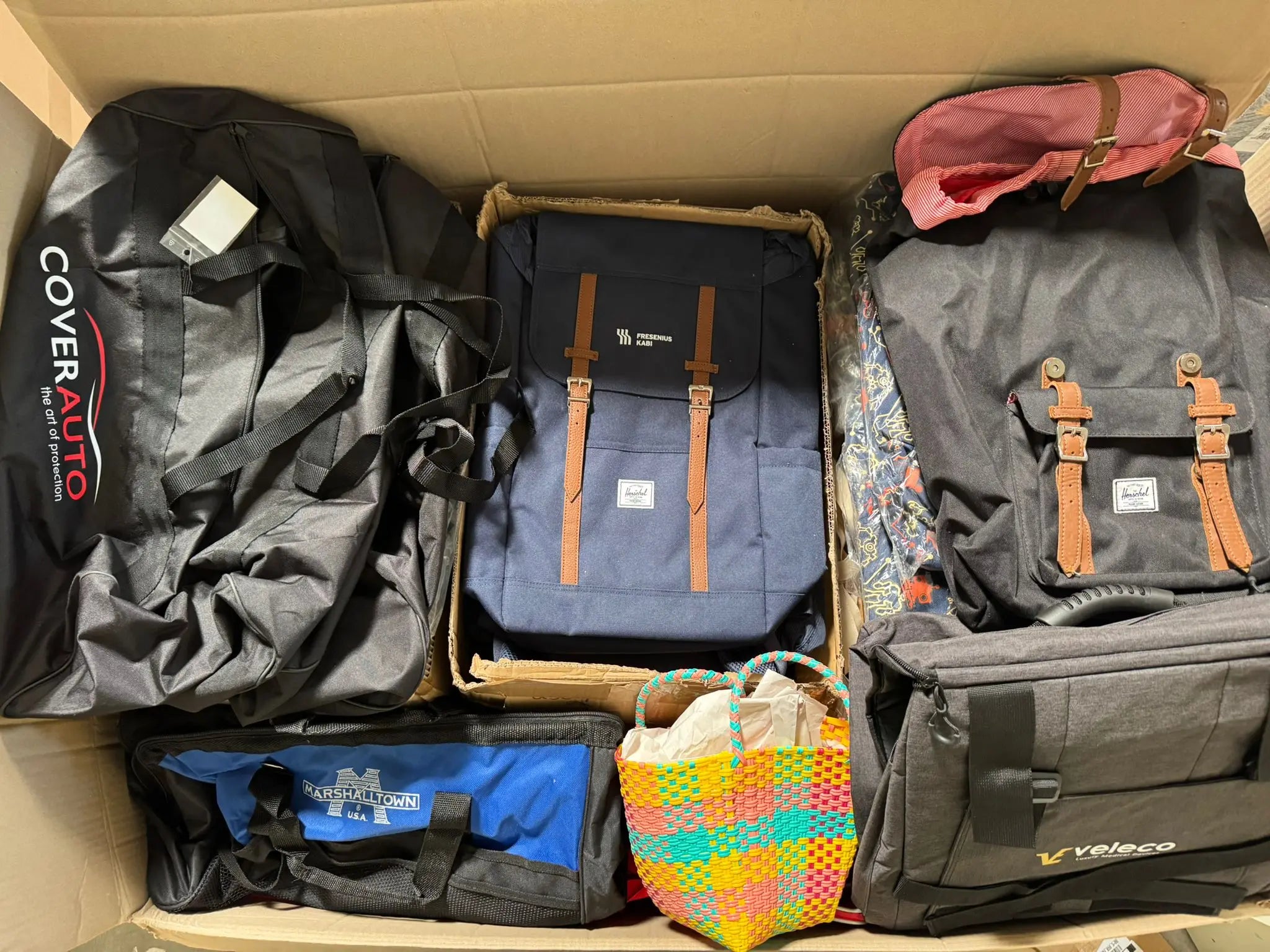 aOu7pbPHH27ic8oChAFJEEBvZV9O1yt3jq7JQrHZ Pallet includes Bags items (LS-TS-006) — liquidation pallet photo 4