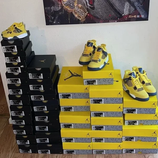 aj-600x600-1 Wholesale Jordan Shoes Liquidation Pallet — mixed condition