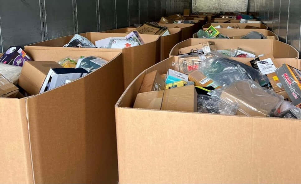 Amazon High Piece Bin Store Truckload FL Amazon High Piece Bin Store Truckload FL