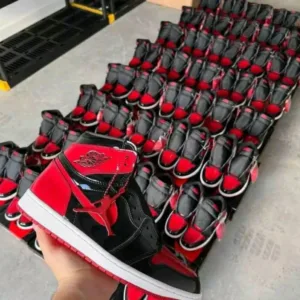 Wholesale Nike Sneakers Liquidation Pallet — mixed condition