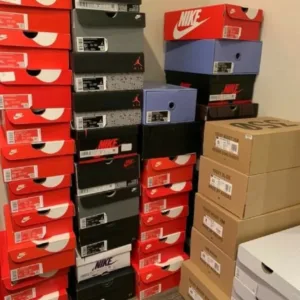 Wholesale Nike Sneakers Liquidation Pallet — liquidation pallet photo 3