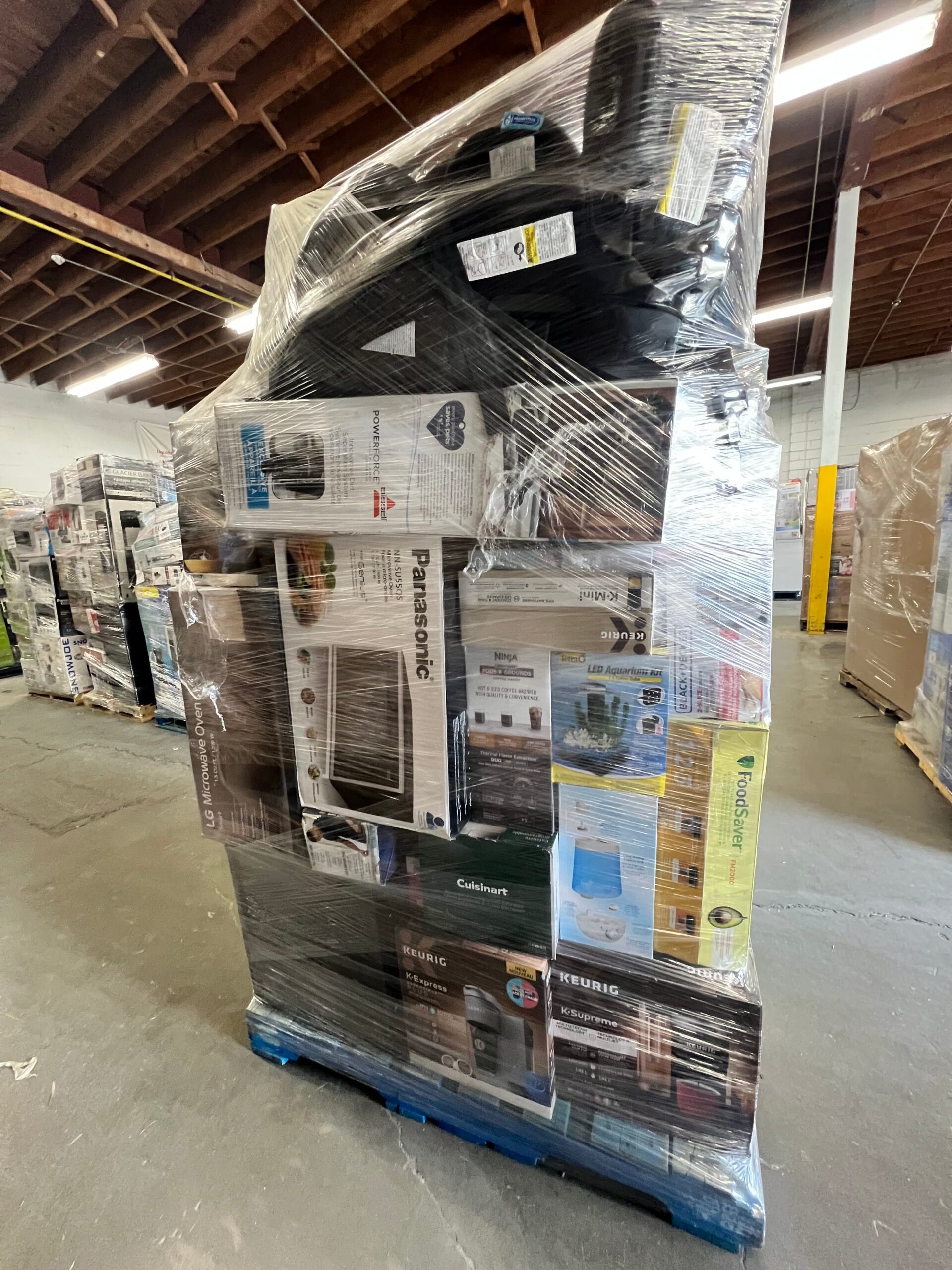 appliance-electronics-pallet-06-liquidation-pallet-wholesale-appliance-electronics-pallet-06-liquidation-pallet-wholesale-liquidationdeals-ca-1238270736 Appliance/Electronics Liquidation Pallet — Lot 15 — liquidation pallet photo 4
