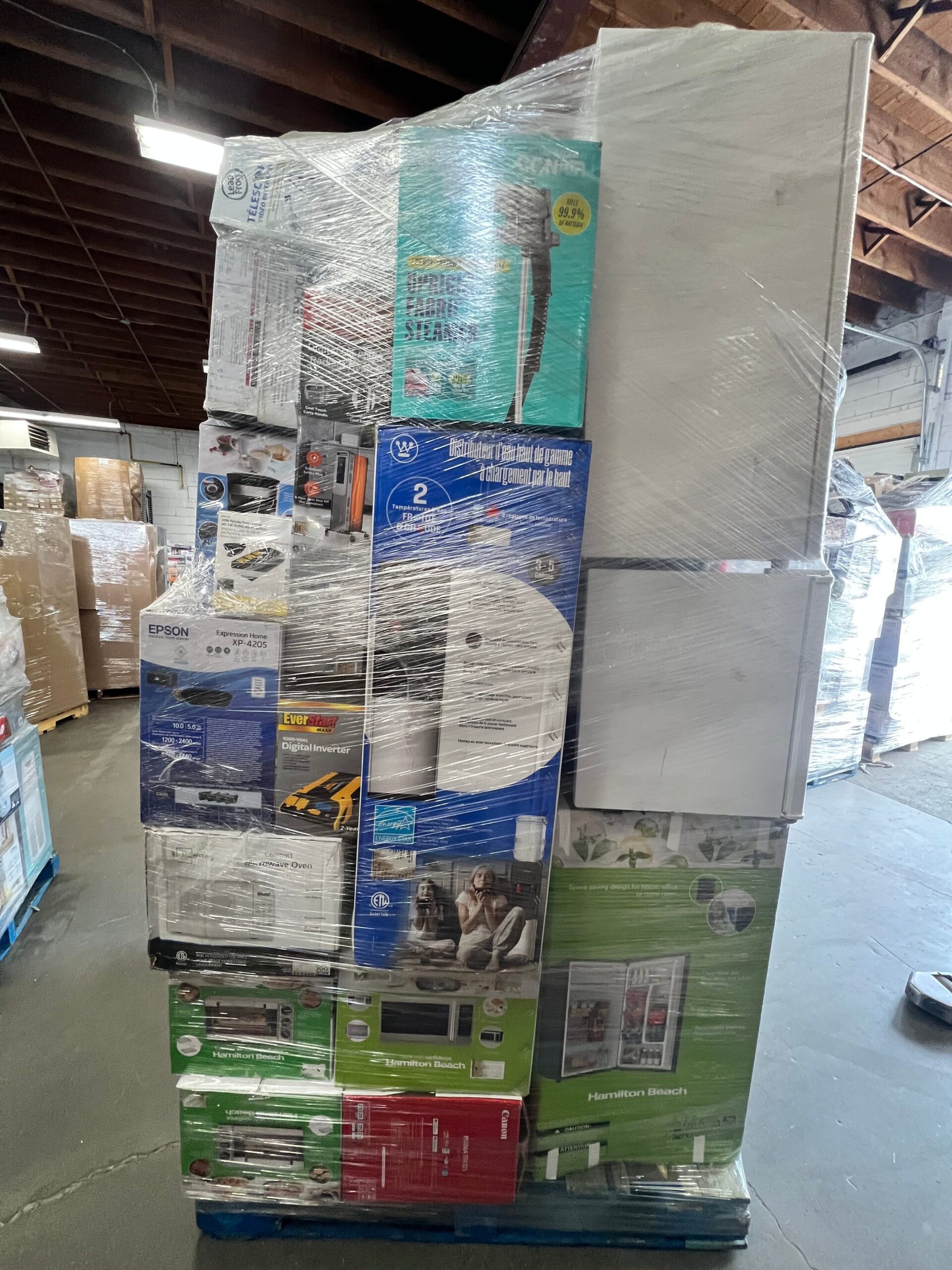 appliance-electronics-pallet-07-liquidation-pallet-wholesale-appliance-electronics-pallet-07-liquidation-pallet-wholesale-liquidationdeals-ca-1238270732 Appliance/Electronics Liquidation Pallet — Lot 14 — liquidation pallet photo 4