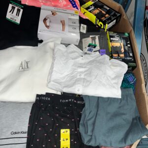 Brand Name Clothing – 250pcs Liquidation Pallet — liquidation pallet photo 3