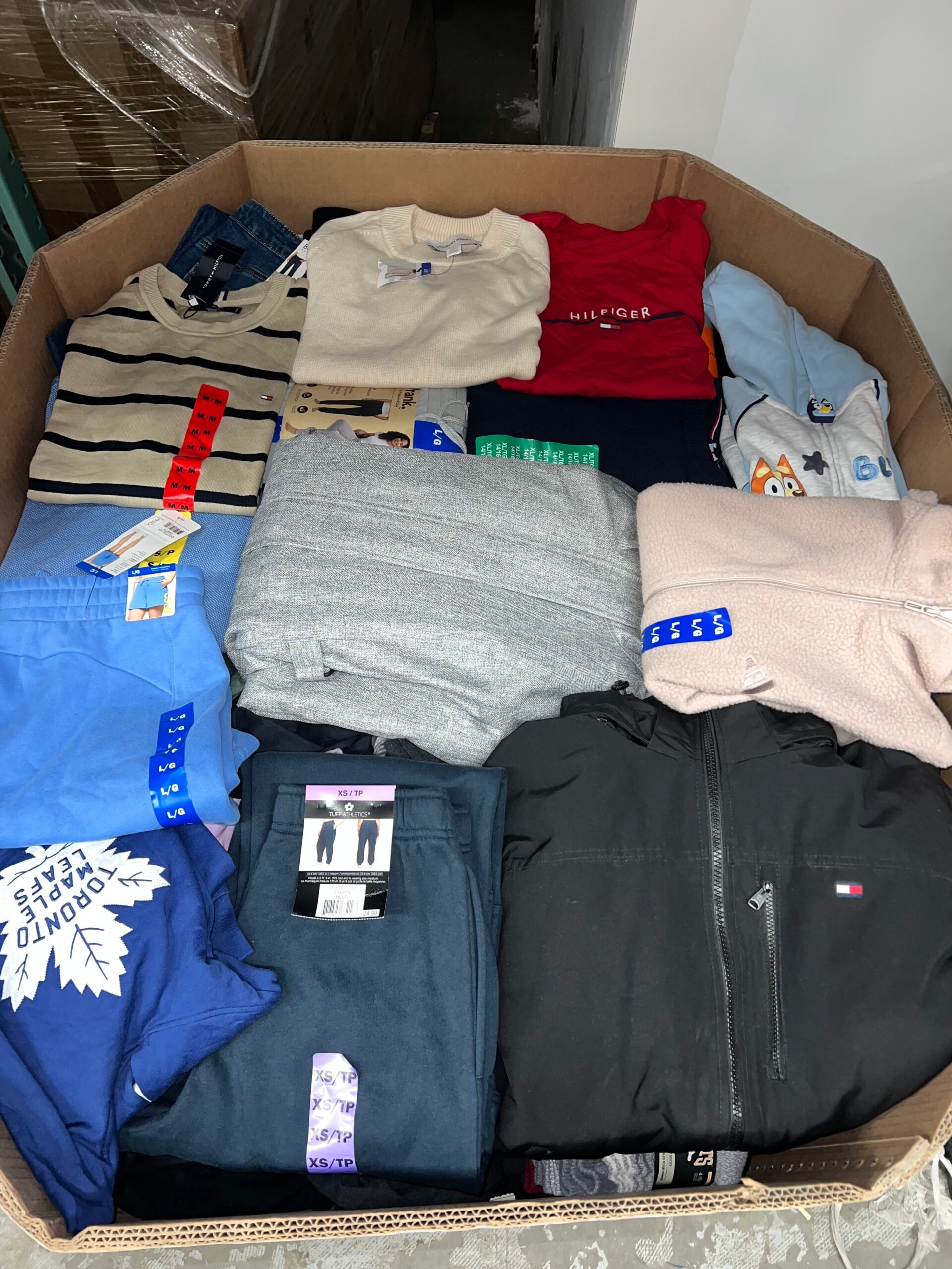 brand-name-clothing-14-250pcs-liquidation-wholesale-pallet-brand-name-clothing-14-250pcs-liquidation-wholesale-pallet-liquidationdeals-ca-1236684087 Brand Name Clothing – 250pcs Liquidation Pallet — Lot 13 — liquidation pallet photo 2