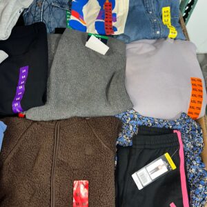 Brand Name Clothing – 250pcs Liquidation Pallet — Lot 11 — liquidation pallet photo 4