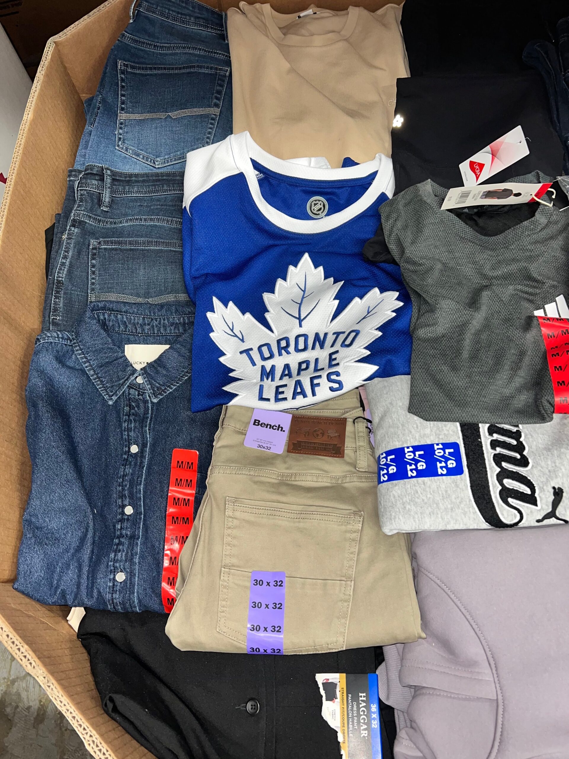 brand-name-clothing-23-250pcs-liquidation-wholesale-pallet-brand-name-clothing-23-250pcs-liquidation-wholesale-pallet-liquidationdeals-ca-1237090028 Brand Name Clothing – 250pcs Liquidation Pallet — Lot 6 — liquidation pallet photo 3