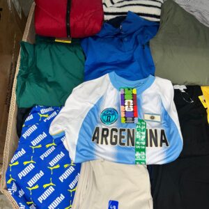 Brand Name Clothing – 250pcs Liquidation Pallet — Lot 4 — liquidation pallet photo 3