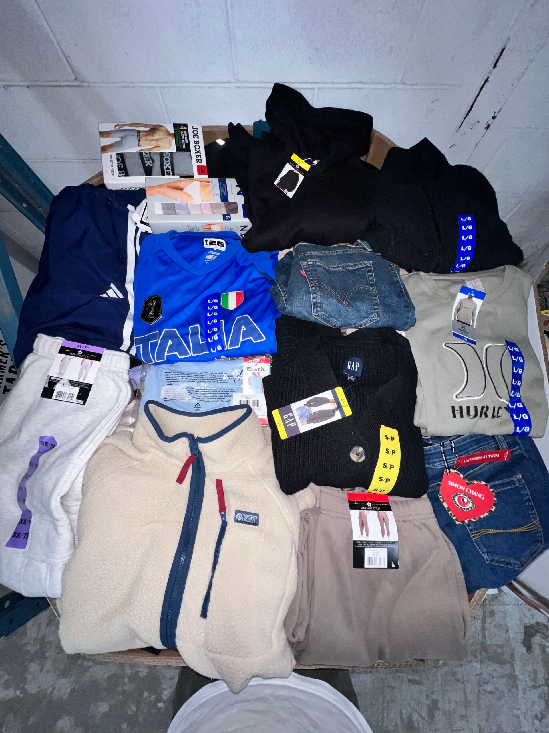 brand-name-clothing-28-300pcs-liquidation-wholesale-pallet-brand-name-clothing-28-300pcs-liquidation-wholesale-pallet-liquidationdeals-ca-1232592431 Brand Name Clothing – 300pcs Liquidation Pallet — Lot 6 — liquidation pallet photo 2