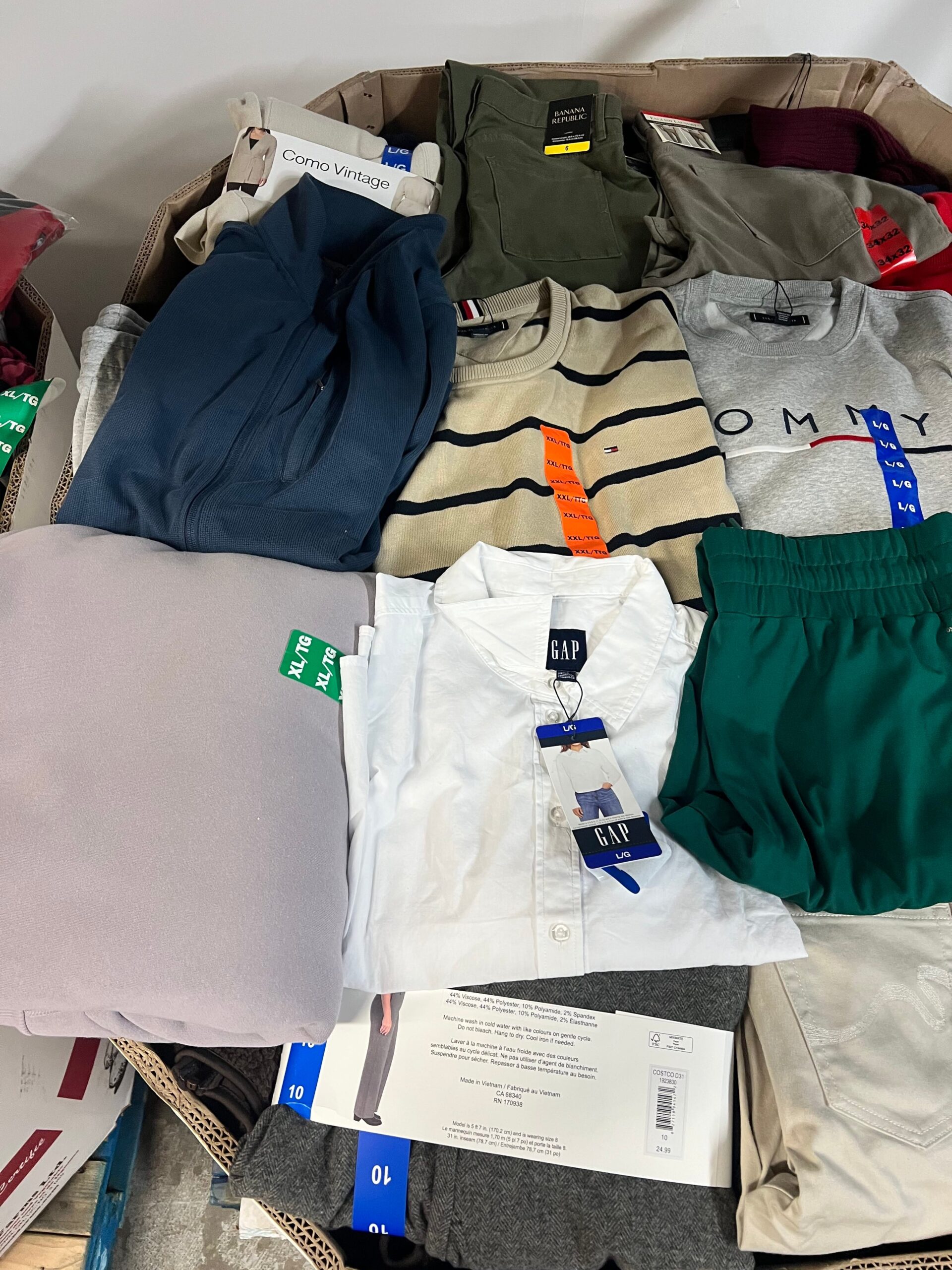 brand-name-clothing-55-300pcs-liquidation-wholesale-pallet-brand-name-clothing-55-300pcs-liquidation-wholesale-pallet-liquidationdeals-ca-1242874823 Brand Name Clothing – 300pcs Liquidation Pallet — Lot 4 — liquidation pallet photo 2