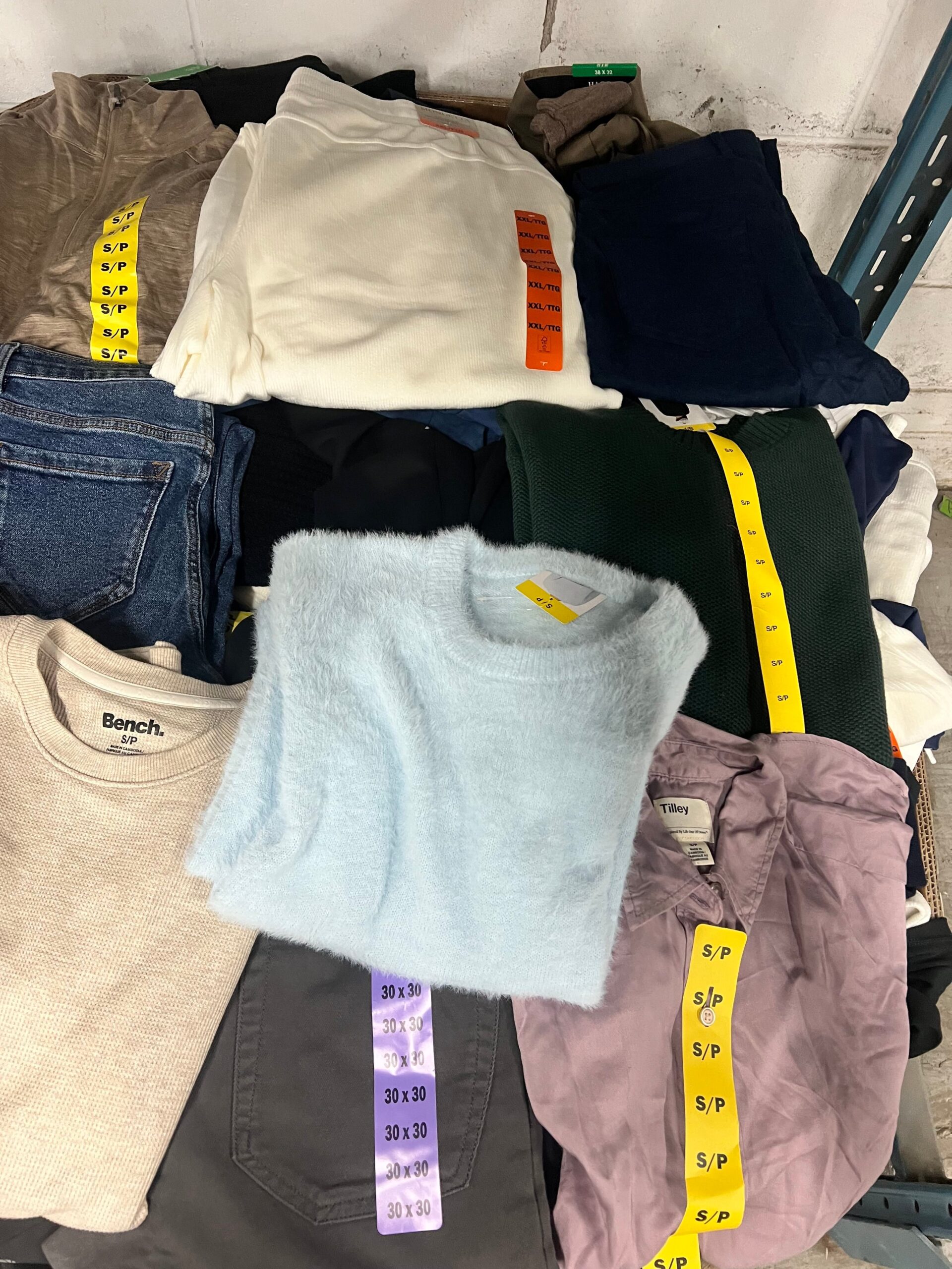 brand-name-clothing-57-300pcs-liquidation-wholesale-pallet-brand-name-clothing-57-300pcs-liquidation-wholesale-pallet-liquidationdeals-ca-1243981523 Brand Name Clothing – 300pcs Liquidation Pallet — Lot 2 — liquidation pallet photo 4