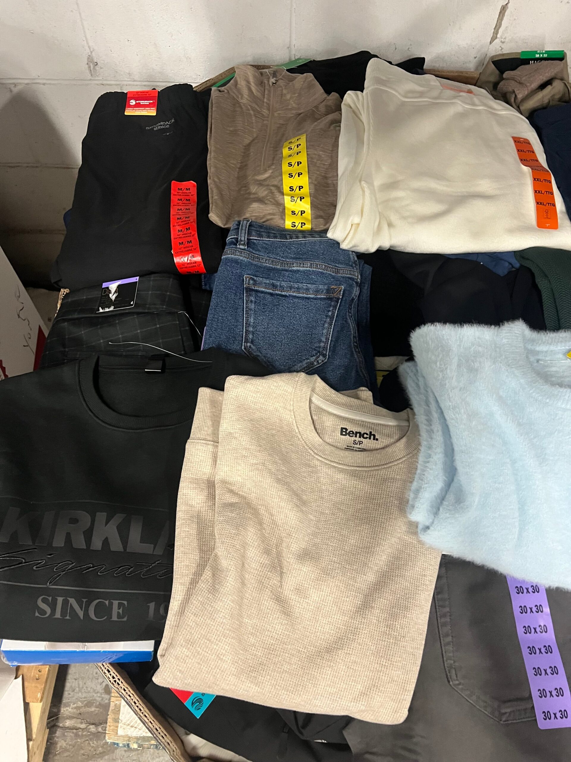 brand-name-clothing-57-300pcs-liquidation-wholesale-pallet-brand-name-clothing-57-300pcs-liquidation-wholesale-pallet-liquidationdeals-ca-1243981524 Brand Name Clothing – 300pcs Liquidation Pallet — Lot 2 — liquidation pallet photo 3