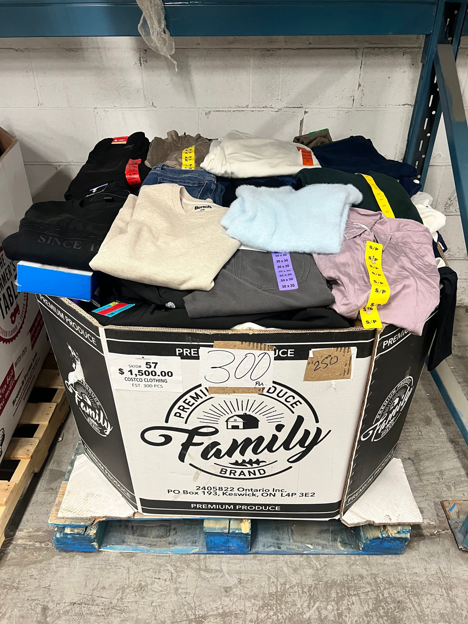 brand-name-clothing-57-300pcs-liquidation-wholesale-pallet-brand-name-clothing-57-300pcs-liquidation-wholesale-pallet-liquidationdeals-ca-1243981526 Brand Name Clothing – 300pcs Liquidation — mixed condition