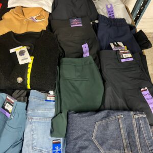 Brand Name Clothing – 300pcs Liquidation Pallet — liquidation pallet photo 3