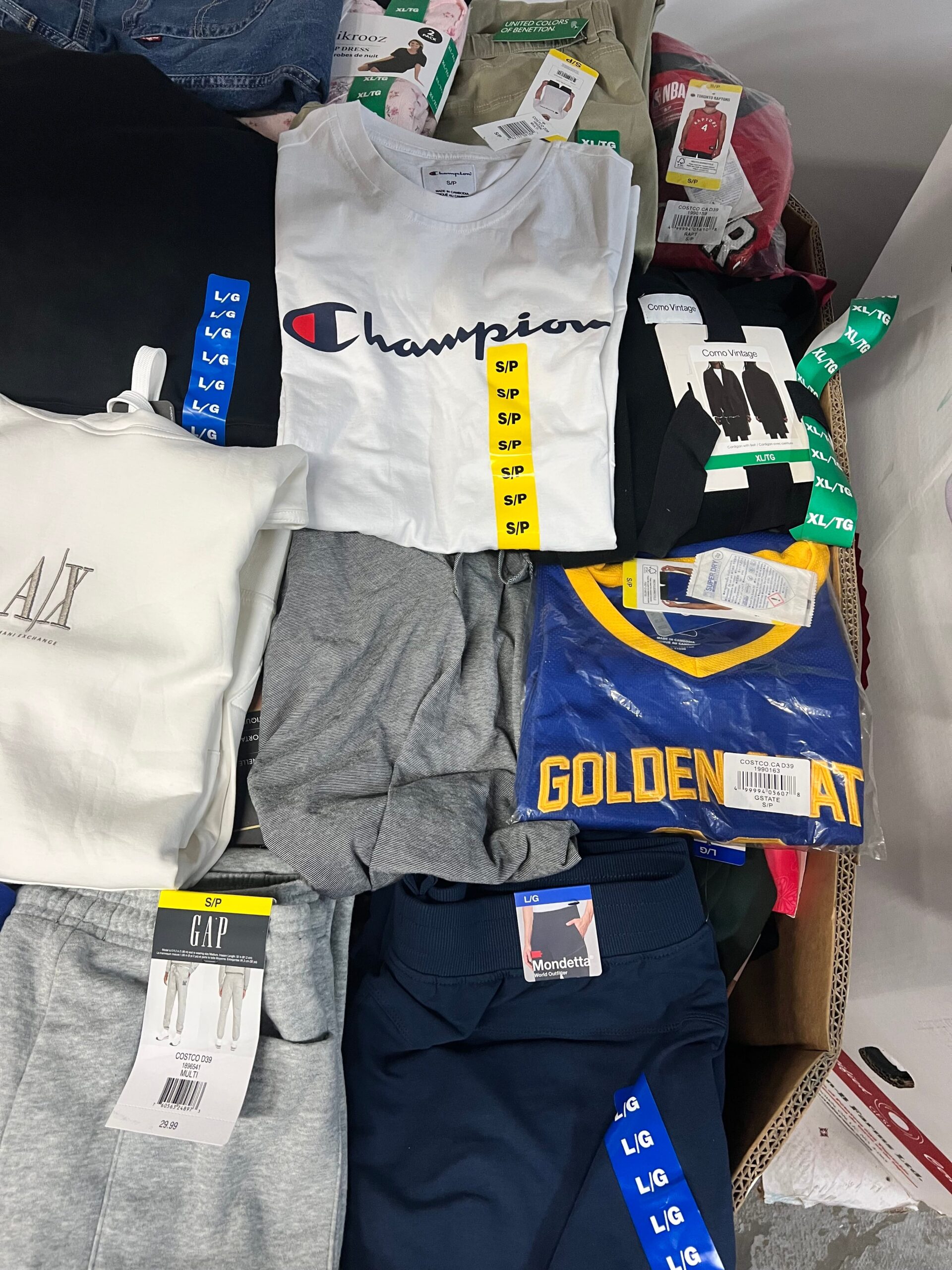 brand-name-clothing-65-200pcs-liquidation-wholesale-pallet-brand-name-clothing-65-200pcs-liquidation-wholesale-pallet-liquidationdeals-ca-1242874825 Brand Name Clothing – 200pcs Liquidation Pallet — liquidation pallet photo 4