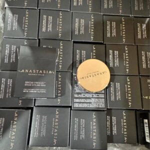 Anastasia Beverly Hills – Brow Freeze — mixed condition