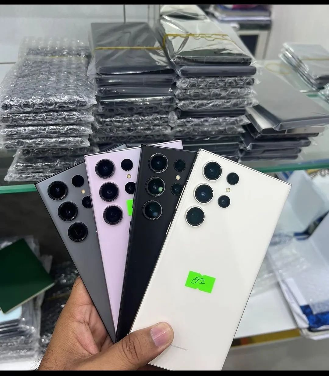 buy-samsung-s24-ultra-pallet-liquidation-pallets-2 Samsung Galaxy S21 Ultra (18–20 Phones) Liquidation Pallet — liquidation pallet photo 2