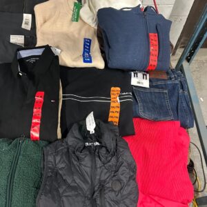 CW Clothing Liquidation Pallet — Lot 4 — liquidation pallet photo 4