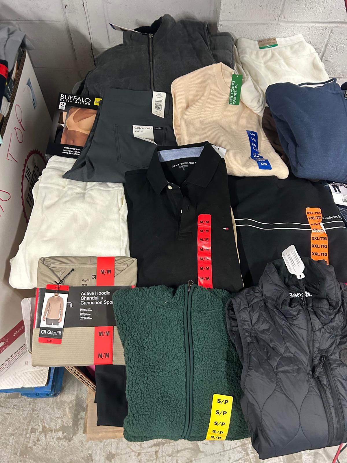 costco-clothing-12-250pcs-liquidation-wholesale-pallet-costco-clothing-12-250pcs-liquidation-wholesale-pallet-liquidationdeals-ca-1227092593 CW Clothing Liquidation Pallet — Lot 4 — liquidation pallet photo 3