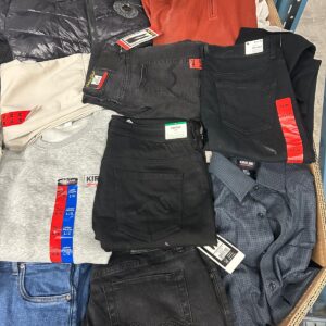CW Clothing Liquidation Pallet — Lot 3 — liquidation pallet photo 4