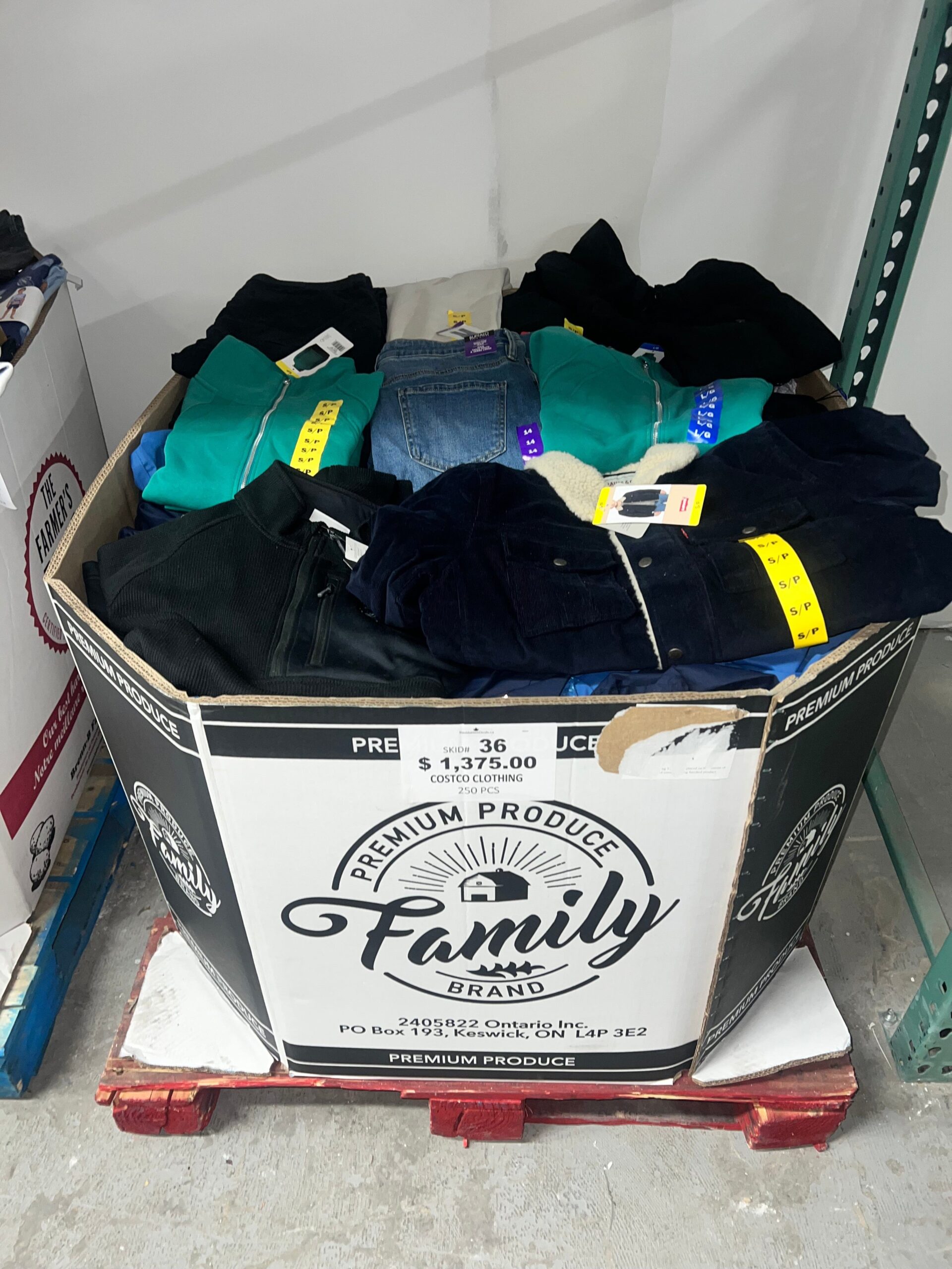 costco-clothing-36-250pcs-liquidation-wholesale-pallet-costco-clothing-36-250pcs-liquidation-wholesale-pallet-liquidationdeals-ca-1224872079 CW Clothing Liquidation Pallet — mixed condition