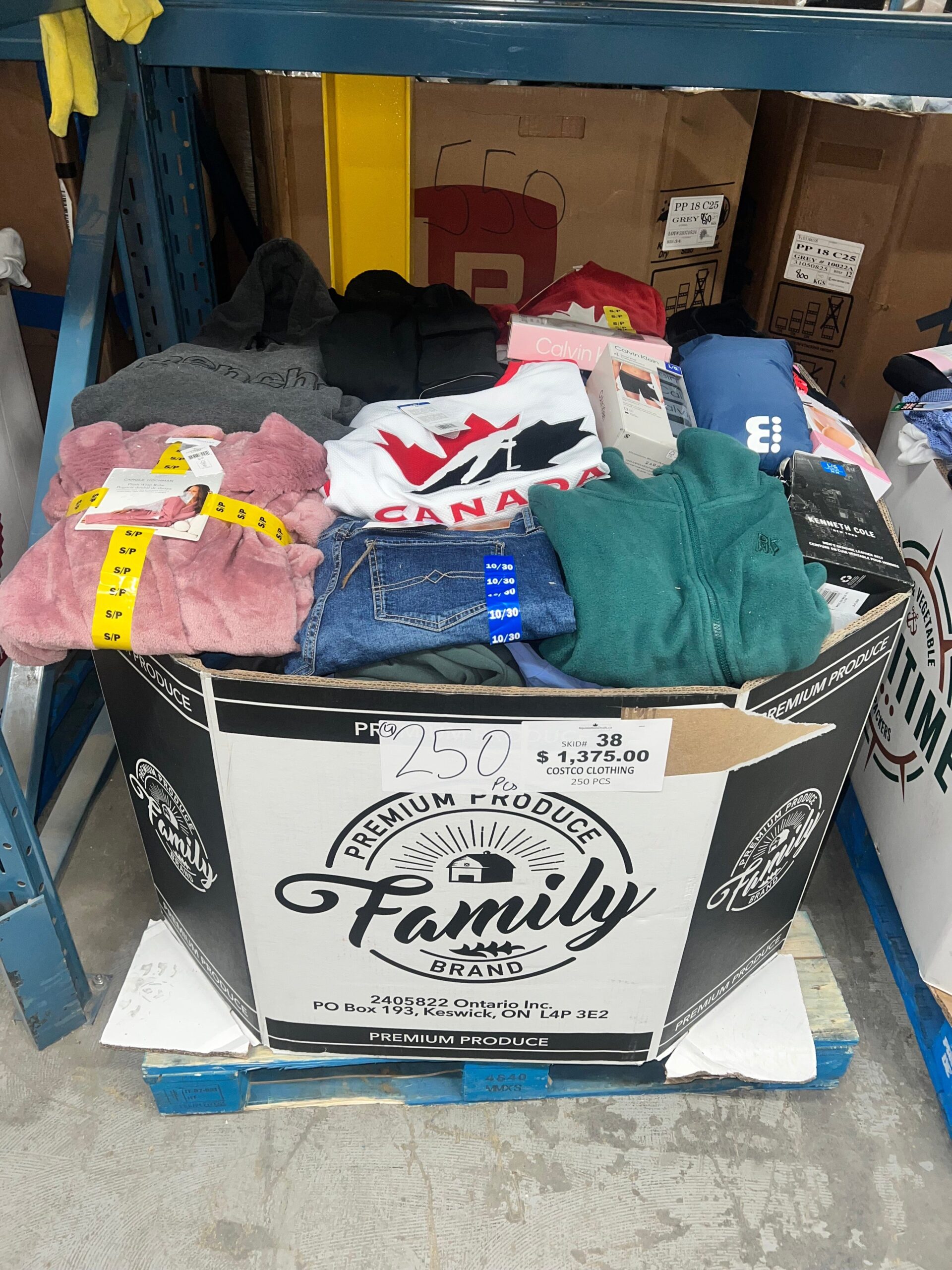 costco-clothing-38-250pcs-liquidation-wholesale-pallet-costco-clothing-38-250pcs-liquidation-wholesale-pallet-liquidationdeals-ca-1224872071 CW Clothing Liquidation Pallet — mixed condition