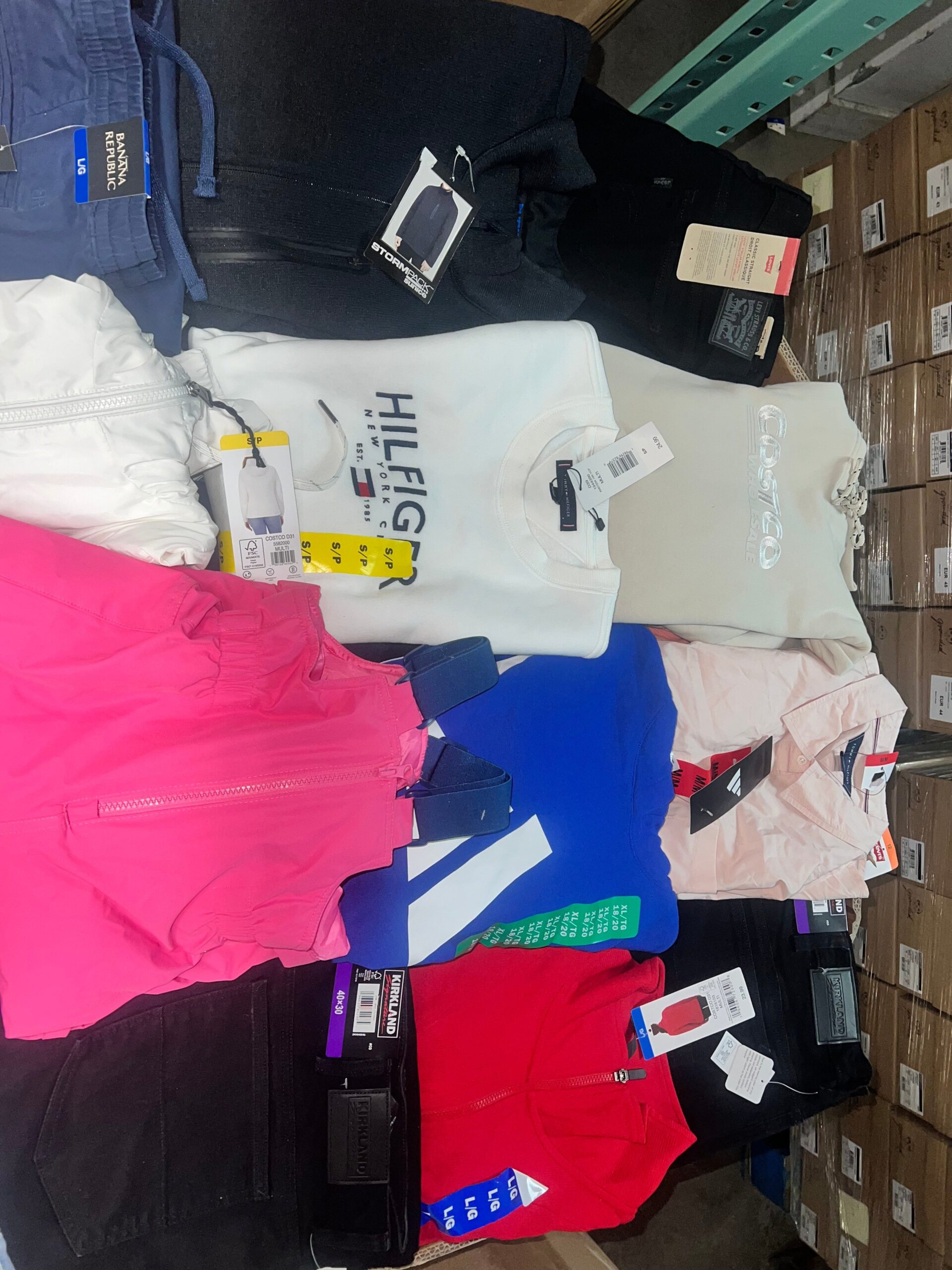 costco-clothing-42-250pcs-liquidation-wholesale-pallet-costco-clothing-42-250pcs-liquidation-wholesale-pallet-liquidationdeals-ca-1224872092 CW Clothing Liquidation Pallet — Lot 14 — liquidation pallet photo 3