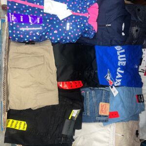 CW Clothing Liquidation Pallet — Lot 11 — liquidation pallet photo 3