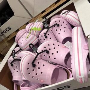 Wholesale Crocs Liquidation (100–320 Pairs) — mixed condition