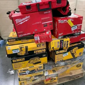 DeWALT tools Liquidation Pallet — liquidation pallet photo 3