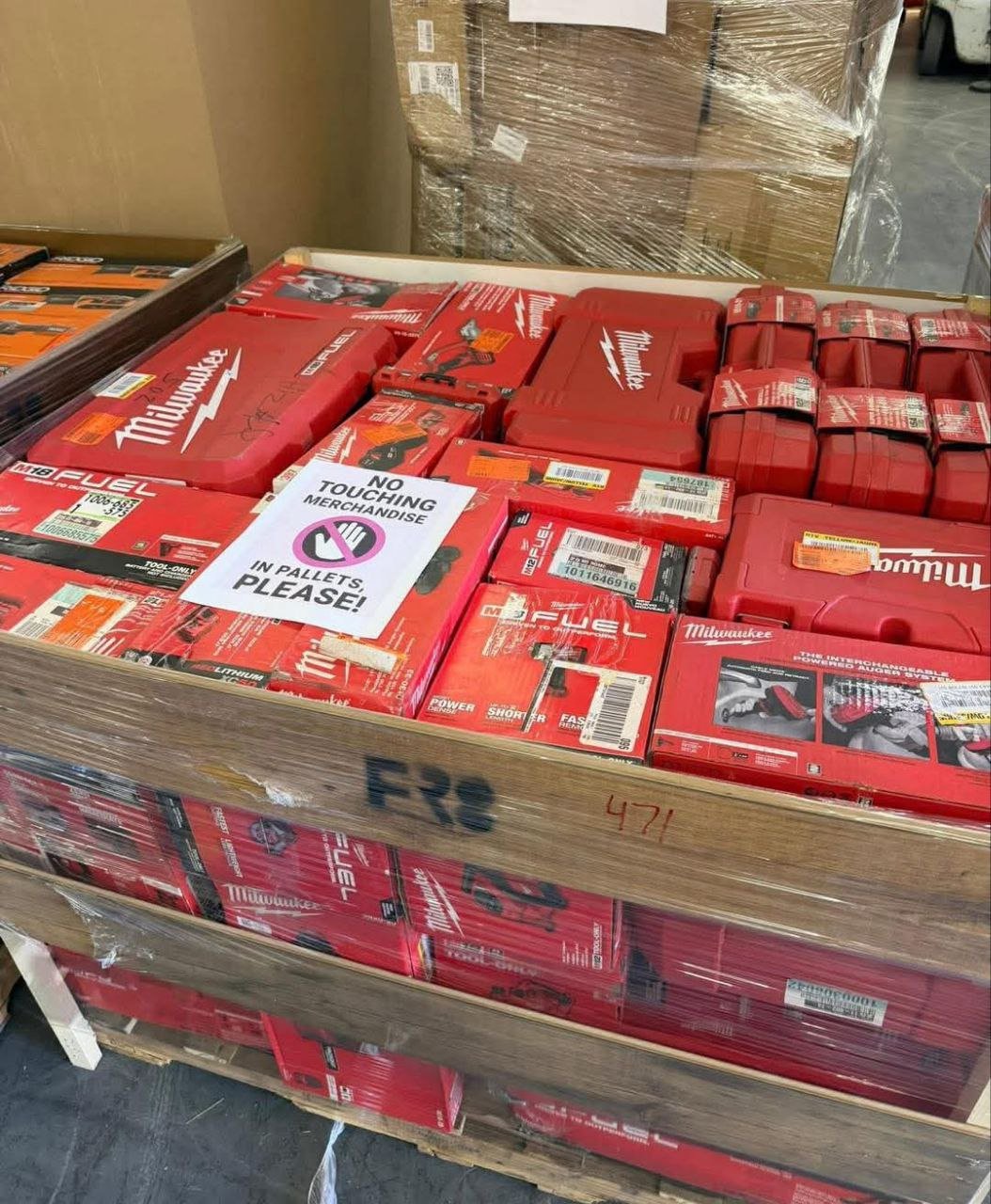 ff2 Milwaukee, Ryobi & Ridgid Power Tools Liquidation Pallet โ liquidation pallet photo 2