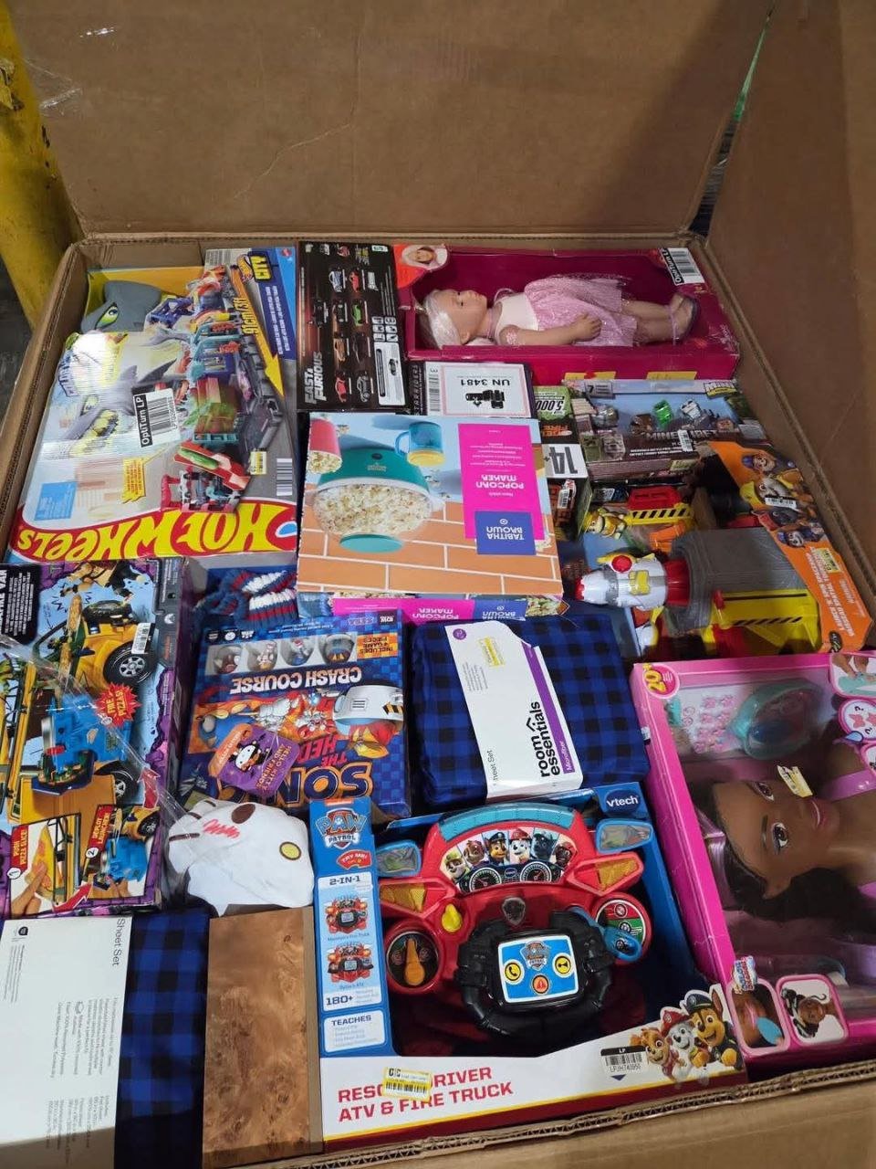 hih2 ๐ฅ Target High Piece Count Liquidation Pallet โ liquidation pallet photo 3