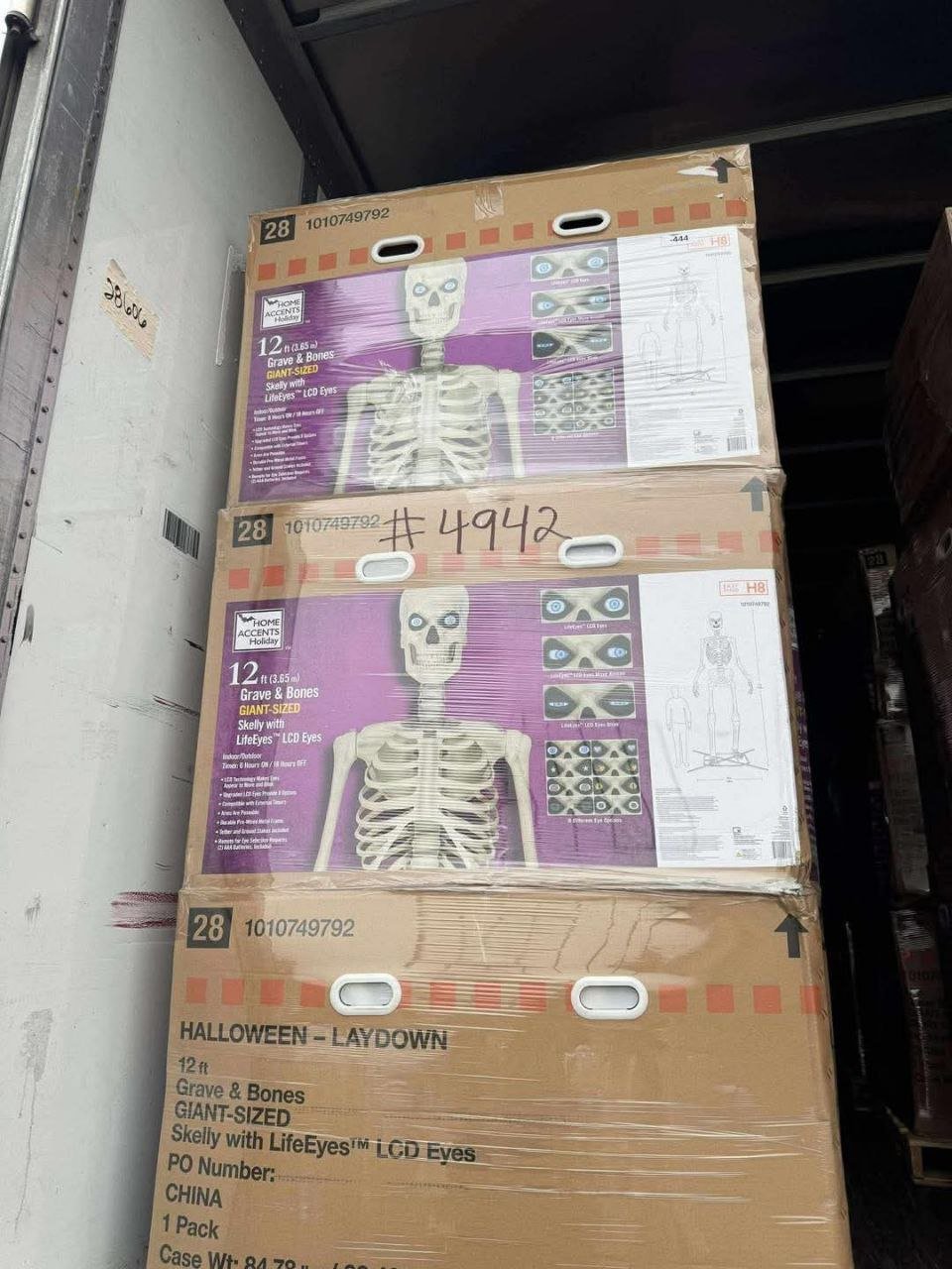 ho2 Home Depot Halloween Animatronics Bulk Seasonal Inventory Liquidation Pallet — liquidation pallet photo 2
