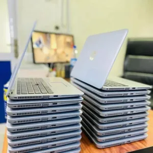Used Hp Laptops Liquidation Pallet — liquidation pallet photo 4