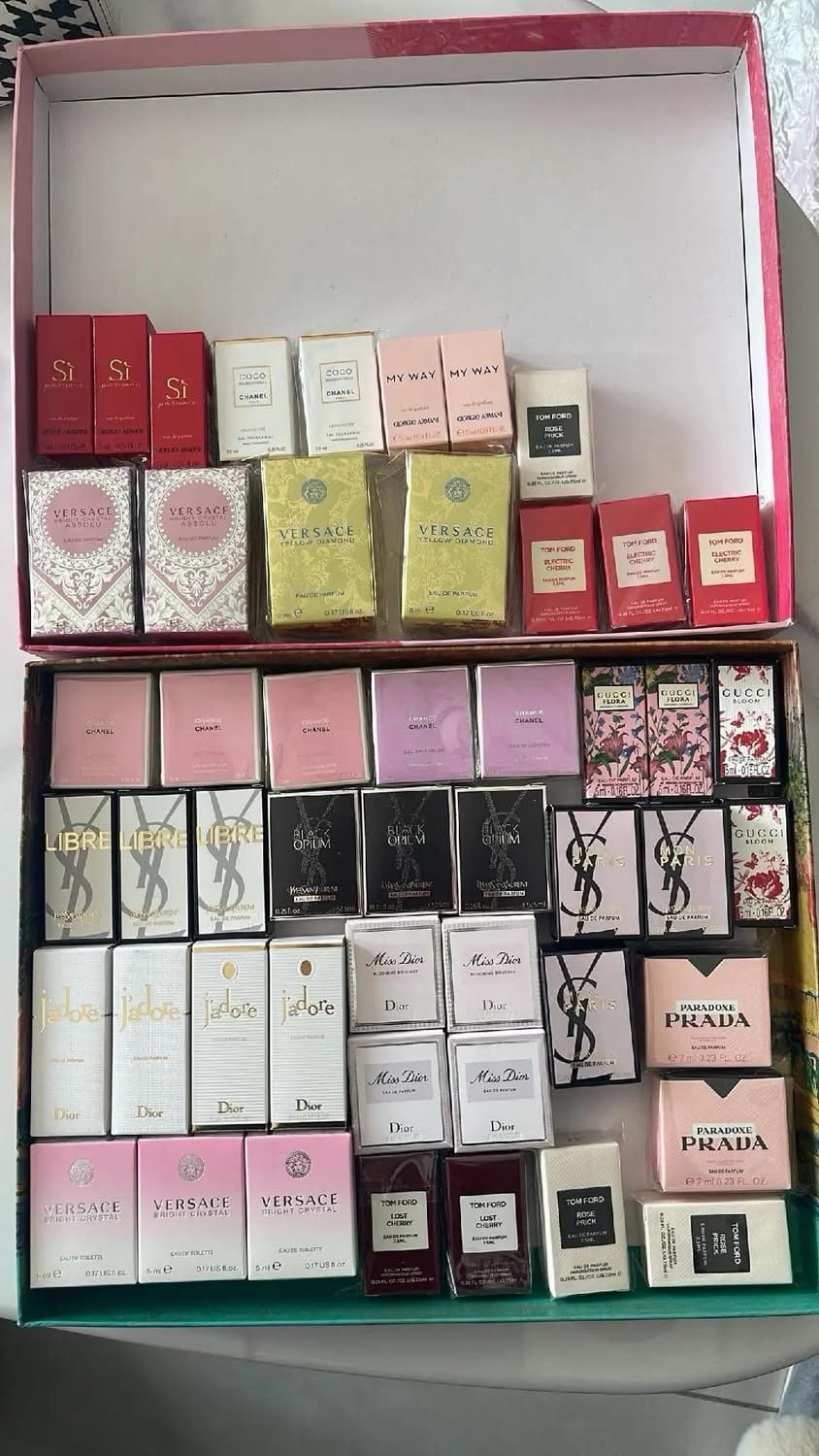 Mixed Mini Perfume Pallet Mixed Mini Perfume Pallet